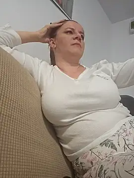 KristenVega online show from 7, 1, 2025