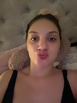 Snapshot of EmilyS__ chatting on 30, 5, 2026 EmilyS online show from 30, 5, 2026