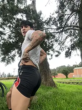  Tomy08calderon online show from 21, 12, 2024