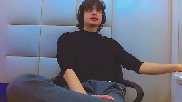 Sr BonnyEthan online show from 2, 3, 2026