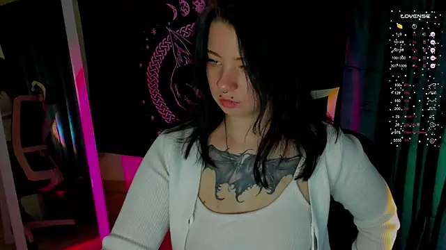 Snapshot of Sam_Mystery chatting on 4, 12, 2024 Sam Mystery online show from 4, 12, 2024