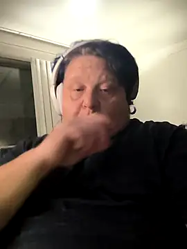 jrsexy83 online show from 7, 1, 2026