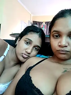 Indianqueen03 online show from 28, 10, 2025