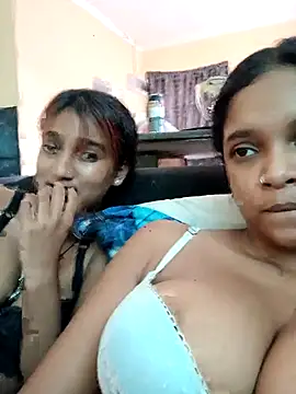 Snapshot of Indianqueen03 chatting on 27, 2, 2026 Indianqueen03 online show from 27, 2, 2026