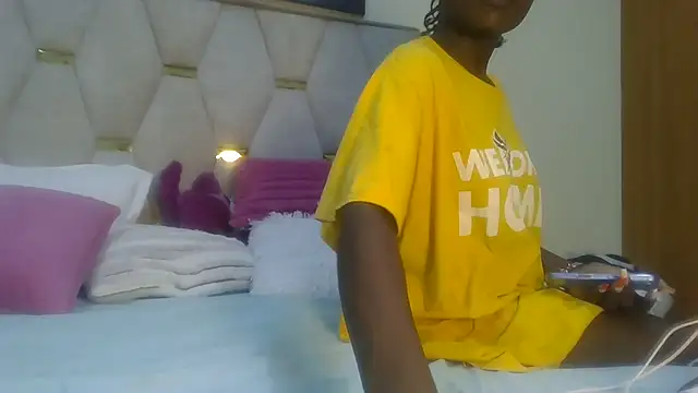 Fine assie online show from 17, 3, 2025