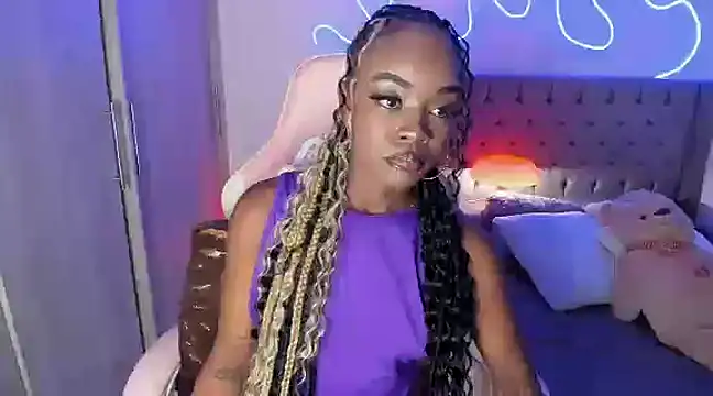 Miss westt  online show from 14, 12, 2024