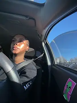 Your Paris online show from 28, 10, 2025