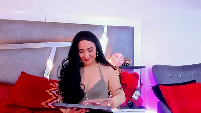 Evangeline Taylorr online show from 6, 2, 2025