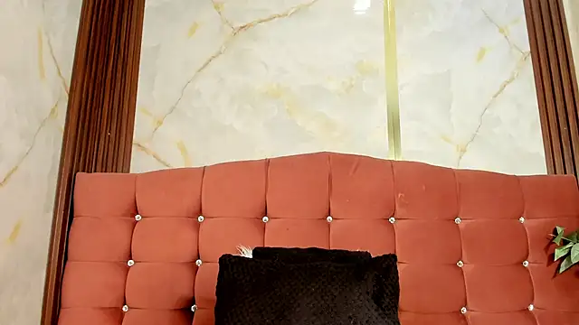 BeckyyVega online show from 10, 2, 2025