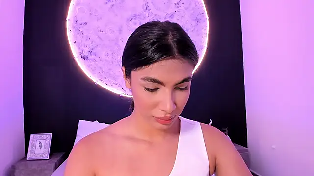 Snapshot of IsabelleFoxx_ chatting on 6, 3, 2025 IsabelleFoxx online show from 6, 3, 2025
