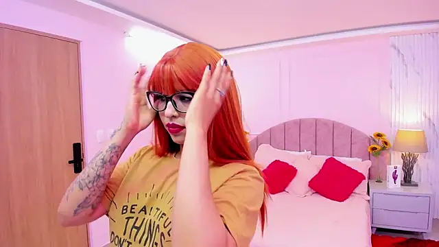 MadelaineJones online show from 2, 3, 2025