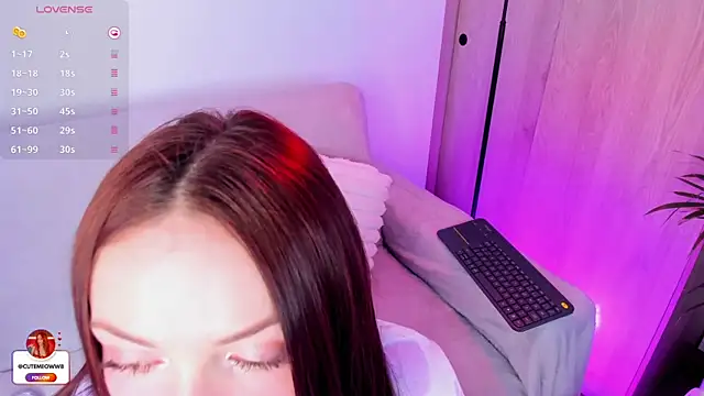 meow moon  online show from 25, 7, 2026