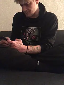 Simboxxx040 online show from 15, 3, 2026