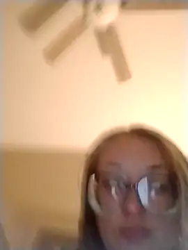 Snapshot of xWhoreAbleX_Pika chatting on 5, 11, 2025 xWhoreAbleX Pika online show from 5, 11, 2025