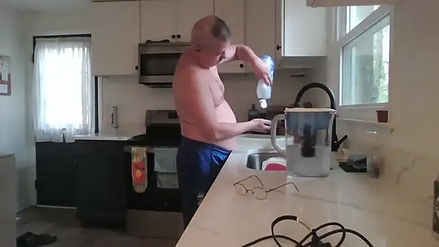 Snapshot of keiferkriss chatting on 6, 10, 2025 keiferkriss online show from 6, 10, 2025