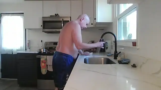 Snapshot of keiferkriss chatting on 15, 10, 2025 keiferkriss online show from 15, 10, 2025