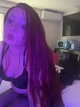 Snapshot of tatted-bitty chatting on 13, 3, 2025 tatted-bitty online show from 13, 3, 2025