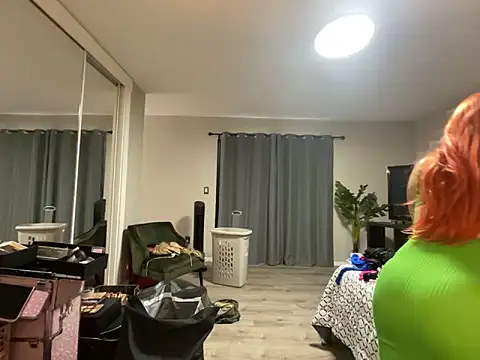 Snapshot of tatted-bitty chatting on 22, 3, 2025 tatted-bitty online show from 22, 3, 2025