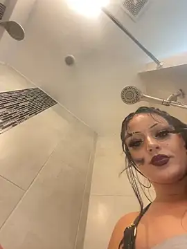 Snapshot of tatted-bitty chatting on 1, 10, 2025 tatted-bitty online show from 1, 10, 2025