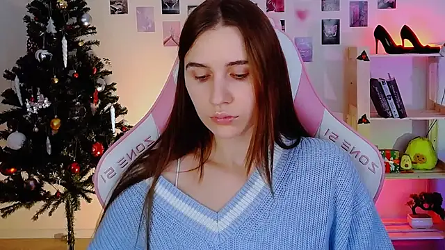 AliceCharmy online show from 19, 12, 2024