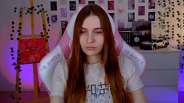 AliceCharmy online show from 18, 3, 2025