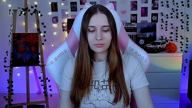 AliceCharmy online show from 23, 10, 2025