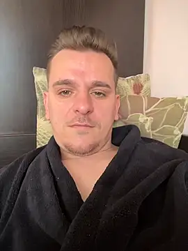 Huge cock22cm online show from 26, 3, 2026