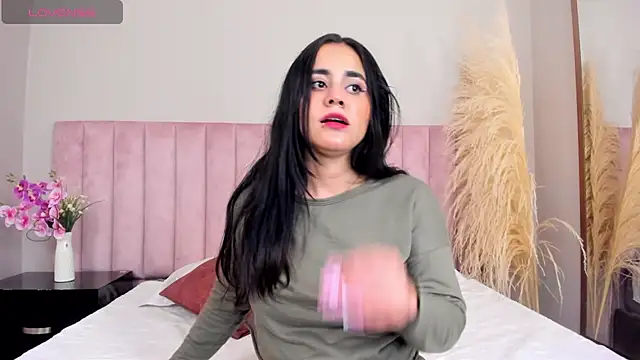 Brenda Garcia online show from 18, 3, 2025