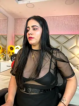 Brenda Garcia online show from 3, 10, 2025