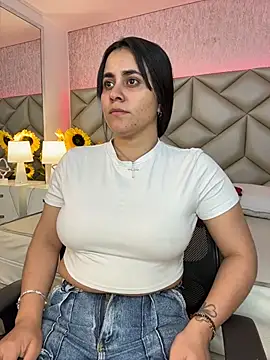 Brenda Garcia online show from 19, 11, 2025