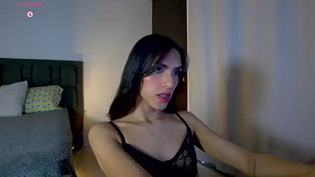 AlanaSofiia online show from 4, 6, 2026