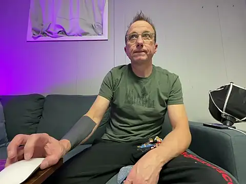 mouser21212 online show from 12, 2, 2025