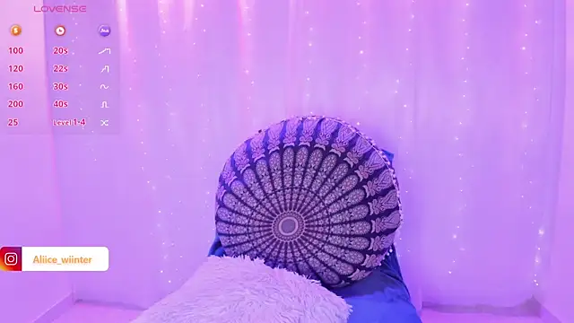 Alice winter  online show from 18, 3, 2025