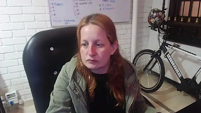 Snapshot of ViioletaMora chatting on 13, 2, 2025 ViioletaMora online show from 13, 2, 2025