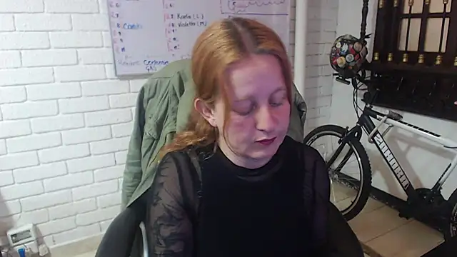 Snapshot of ViioletaMora chatting on 13, 2, 2025 ViioletaMora online show from 13, 2, 2025