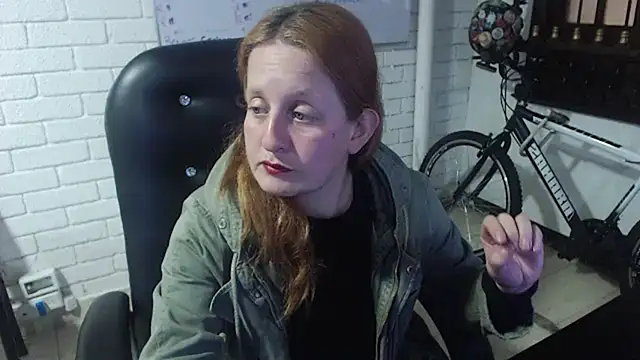 Snapshot of ViioletaMora chatting on 14, 2, 2025 ViioletaMora online show from 14, 2, 2025