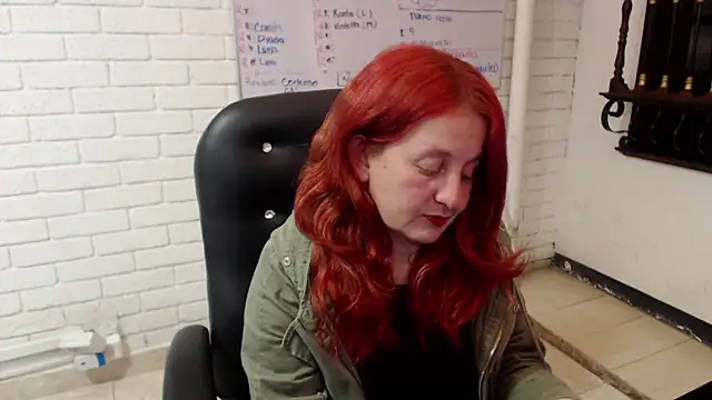 Snapshot of ViioletaMora chatting on 1, 3, 2025 ViioletaMora online show from 1, 3, 2025