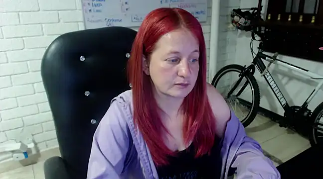 Snapshot of ViioletaMora chatting on 3, 3, 2025 ViioletaMora online show from 3, 3, 2025