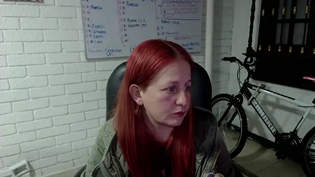 Snapshot of ViioletaMora chatting on 4, 3, 2025 ViioletaMora online show from 4, 3, 2025