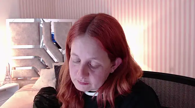Snapshot of ViioletaMora chatting on 11, 3, 2025 ViioletaMora online show from 11, 3, 2025