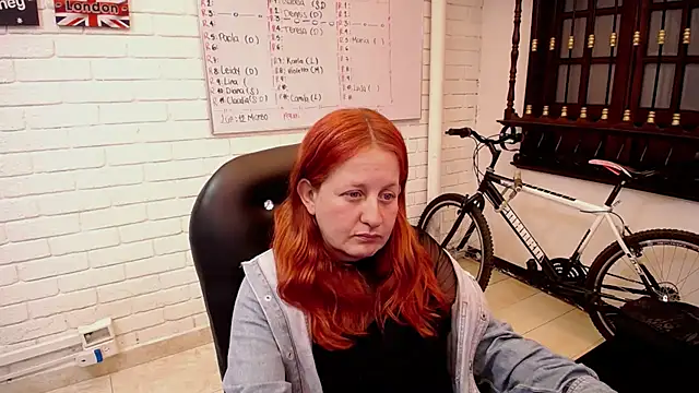 Snapshot of ViioletaMora chatting on 11, 3, 2025 ViioletaMora online show from 11, 3, 2025