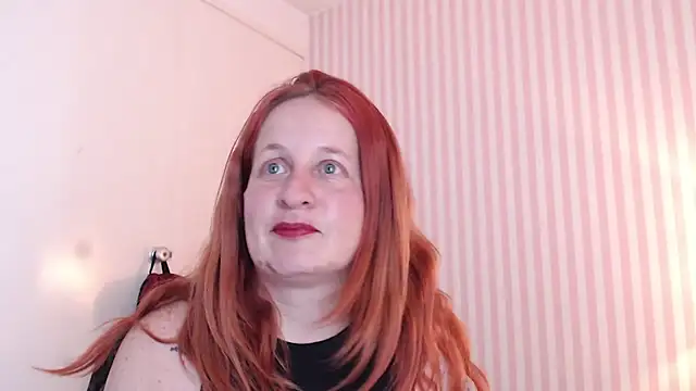 Snapshot of ViioletaMora chatting on 15, 3, 2025 ViioletaMora online show from 15, 3, 2025