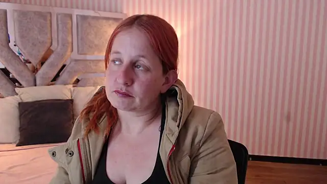 Snapshot of ViioletaMora chatting on 18, 3, 2025 ViioletaMora online show from 18, 3, 2025