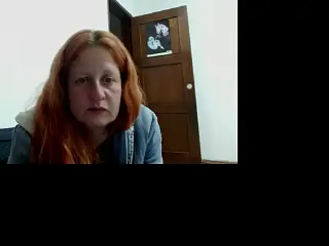 Snapshot of ViioletaMora chatting on 9, 10, 2025 ViioletaMora online show from 9, 10, 2025
