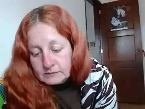 Snapshot of ViioletaMora chatting on 14, 10, 2025 ViioletaMora online show from 14, 10, 2025