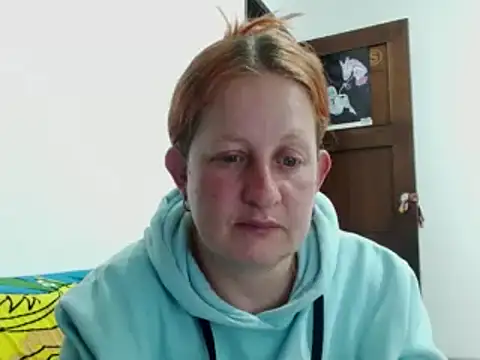 Snapshot of ViioletaMora chatting on 22, 10, 2025 ViioletaMora online show from 22, 10, 2025