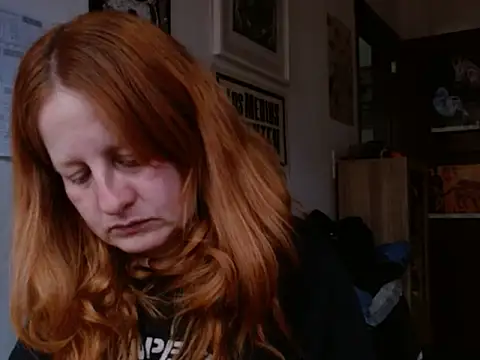 Snapshot of ViioletaMora chatting on 14, 5, 2026 ViioletaMora online show from 14, 5, 2026