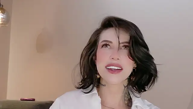 Hannah Borbon online show from 31, 3, 2026