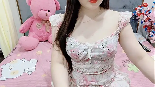 Snapshot of Funikio chatting on 3, 4, 2026 Funikio online show from 3, 4, 2026