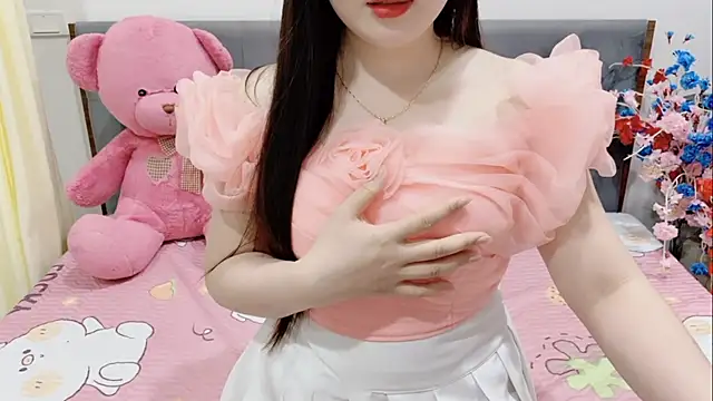 Snapshot of Funikio chatting on 5, 4, 2026 Funikio online show from 5, 4, 2026